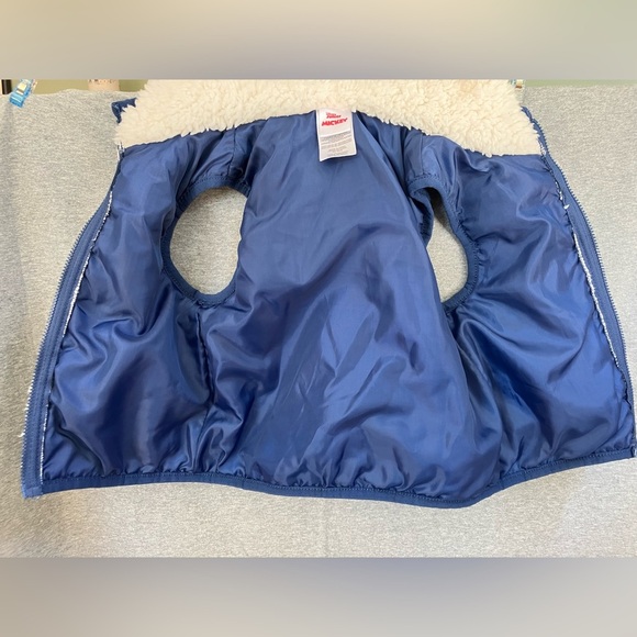 Disney Toddler - Sherpa Fleece Vest & hood with ears - Size 18M - Mickey Mouse - Picture 7 of 11